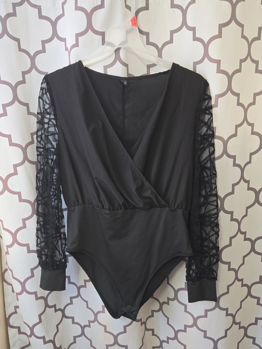 SHEIN Black Surplice Bodysuit with Lace Sleeves
